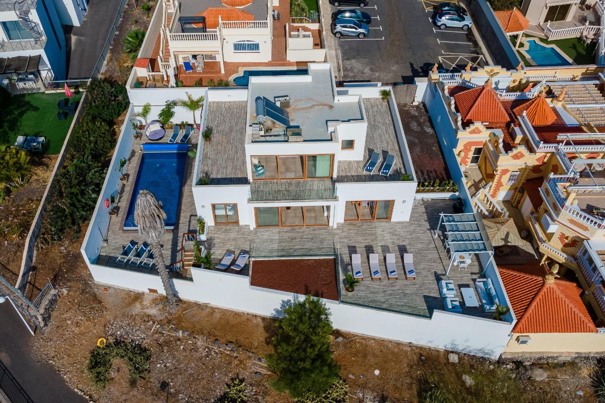 Fabulous Contemporary 5 Bedroom Villa With Private Heated Pool, Sleeps Max 13 卡亚俄萨尔瓦赫 外观 照片