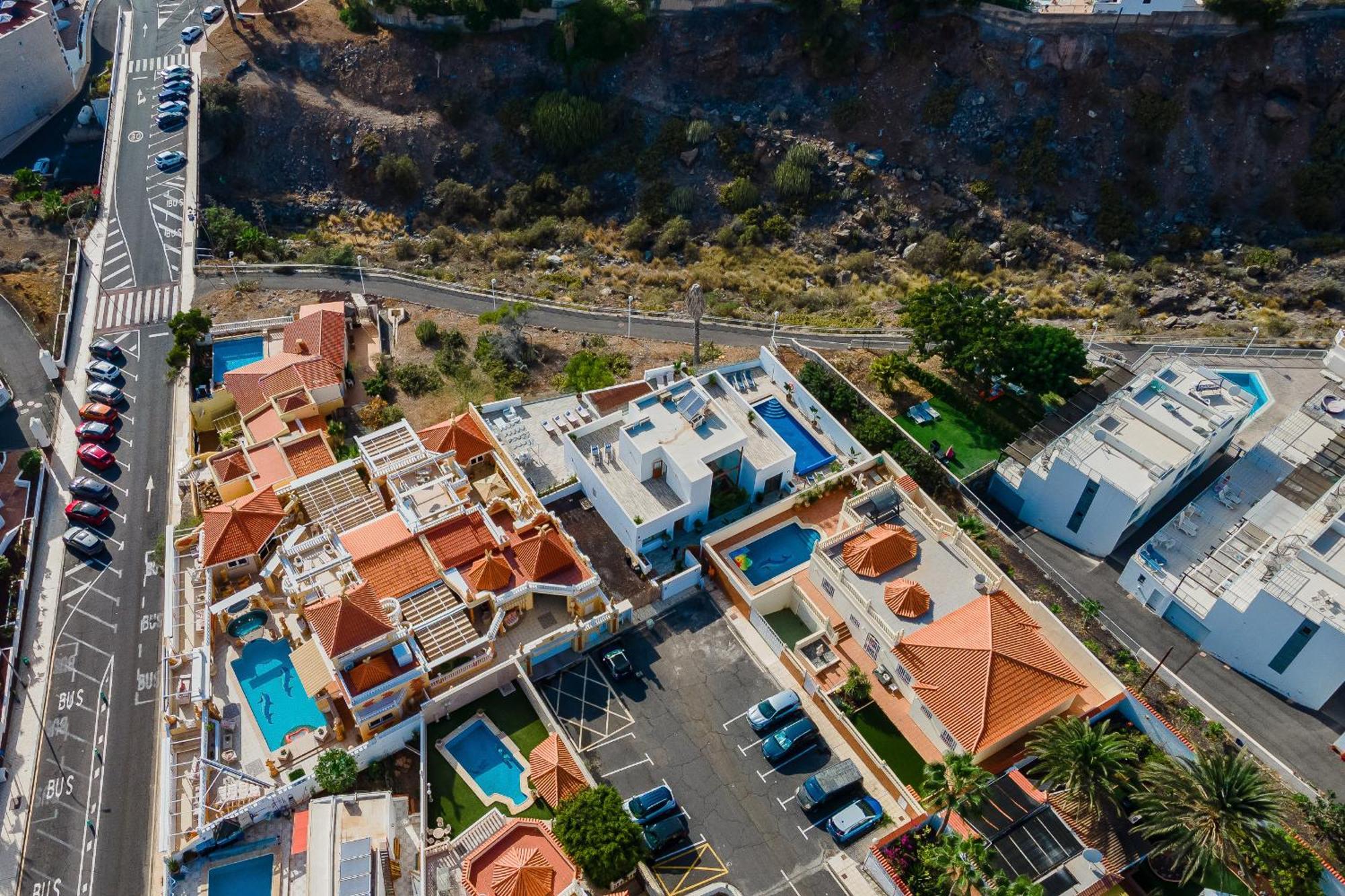 Fabulous Contemporary 5 Bedroom Villa With Private Heated Pool, Sleeps Max 13 卡亚俄萨尔瓦赫 外观 照片