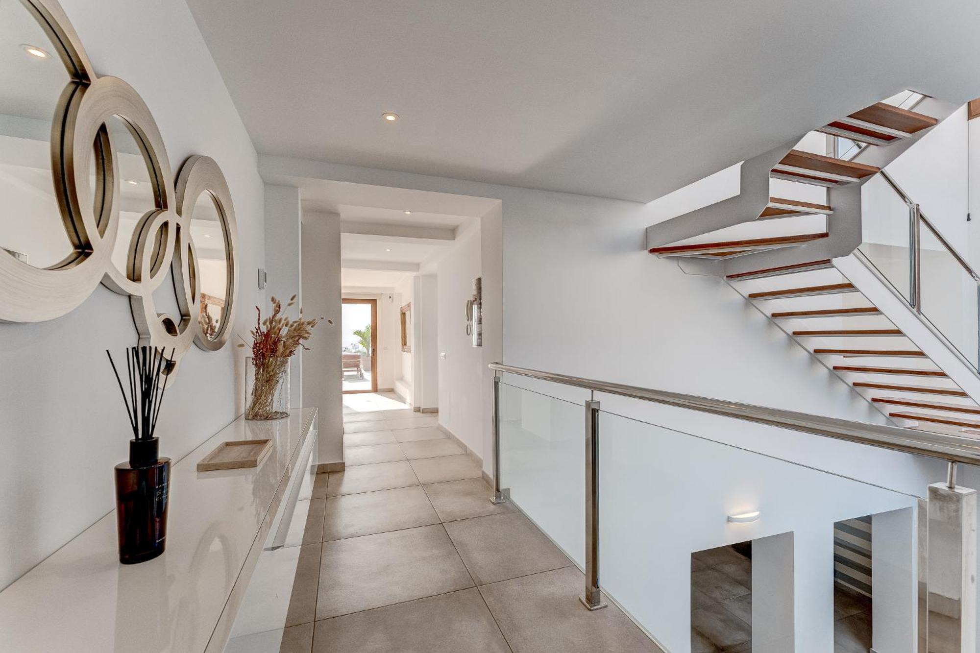 Fabulous Contemporary 5 Bedroom Villa With Private Heated Pool, Sleeps Max 13 卡亚俄萨尔瓦赫 外观 照片