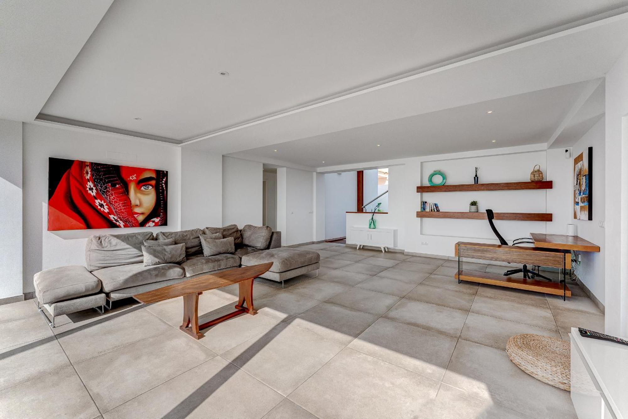 Fabulous Contemporary 5 Bedroom Villa With Private Heated Pool, Sleeps Max 13 卡亚俄萨尔瓦赫 外观 照片